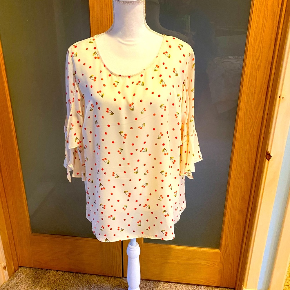 Womens cream print blouse